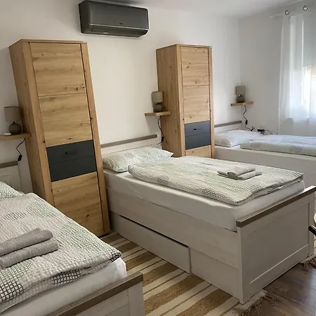 Kuca Za Odmor Erdelji Apartment Vardarac Exterior photo
