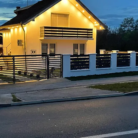 Kuca Za Odmor Erdelji Apartment Vardarac Exterior photo